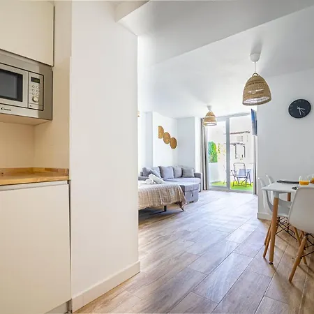 Sunstay Loft Puerto Marina Appartement