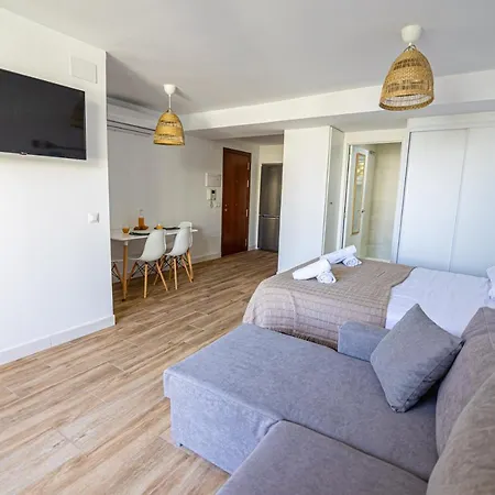 Sunstay Loft Puerto Marina *